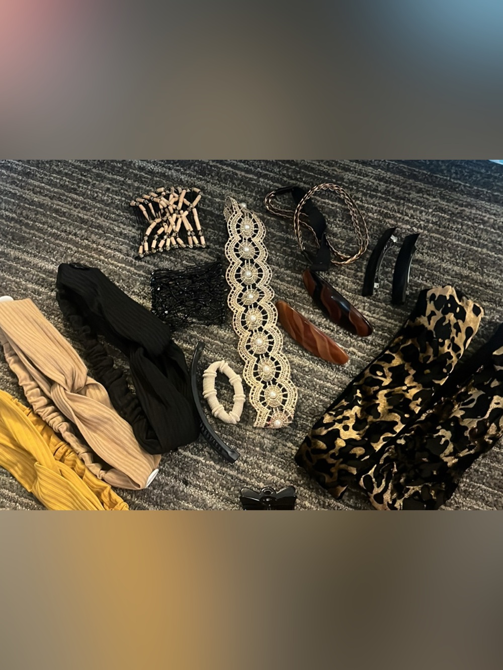 18 pc Assorted Ladies Young Girls Hair accessories Leopard 447